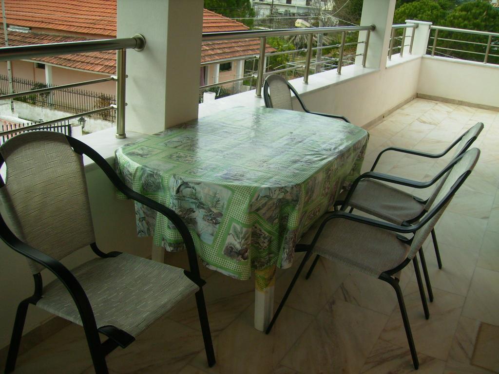 Gerekos Studios And Apartments Ágios Geórgios Extérieur photo